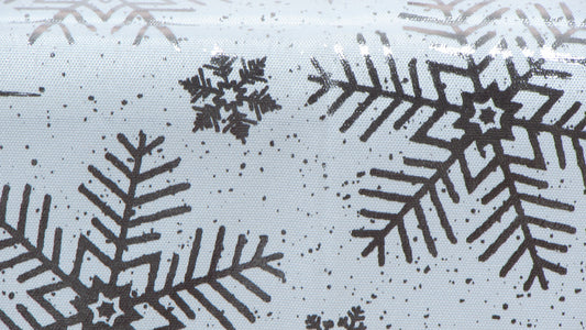 Świąteczny Obrus w Śnieżynki – Srebrny lub Złoty Nadruk