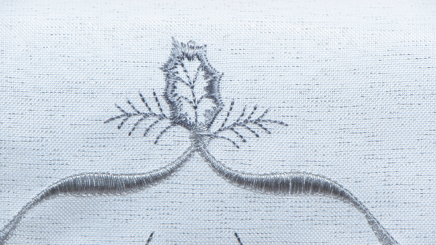 Świąteczny Obrus Haftowany – Dzwonki, Czerwień lub Srebro