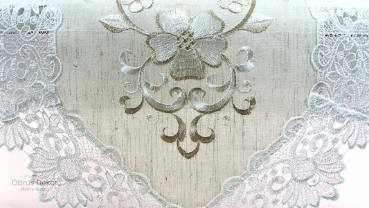 Bieżnik Beżowy z Haftem i Koronką – Klasyczny Styl Lniany