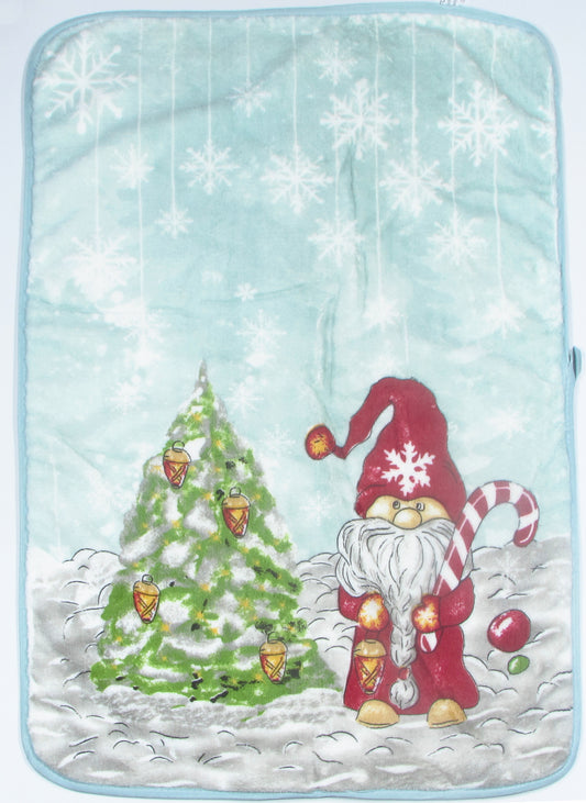 Świąteczna Ścierka Kuchenna – Skrzat z Cukierkiem i Choinka