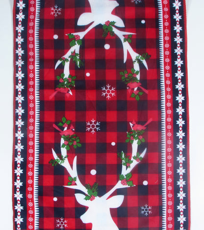 Ściereczka Kuchenna Świąteczna – Biały Renifer i Czerwona Krata Buffalo