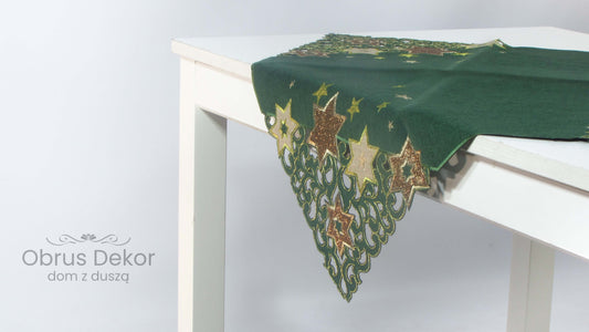 Zielony Kwadrat Świąteczny Ażurowy – Złote i Miedziane Gwiazdy