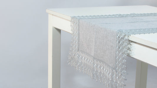 Bieżnik Prostokątny z Szeroką Koronką – Beż lub Szary