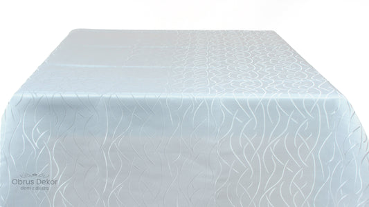 Biały Obrus Dekoracyjny – Połyskujący Wzór Fale