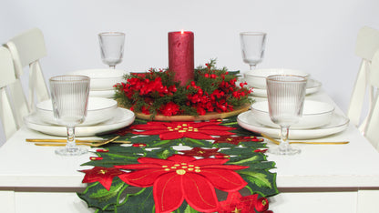 Zielony Bieżnik Świąteczny Ażurowy – Haftowana Poinsecja