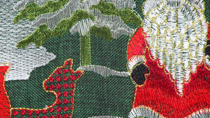 Świąteczny Bieżnik Haftowany – Mikołaj, Renifery i Choinki (3 Kolory)