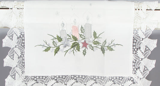 Biały Bieżnik Świąteczny z Koronką – Haftowane Świece i Gwiazda