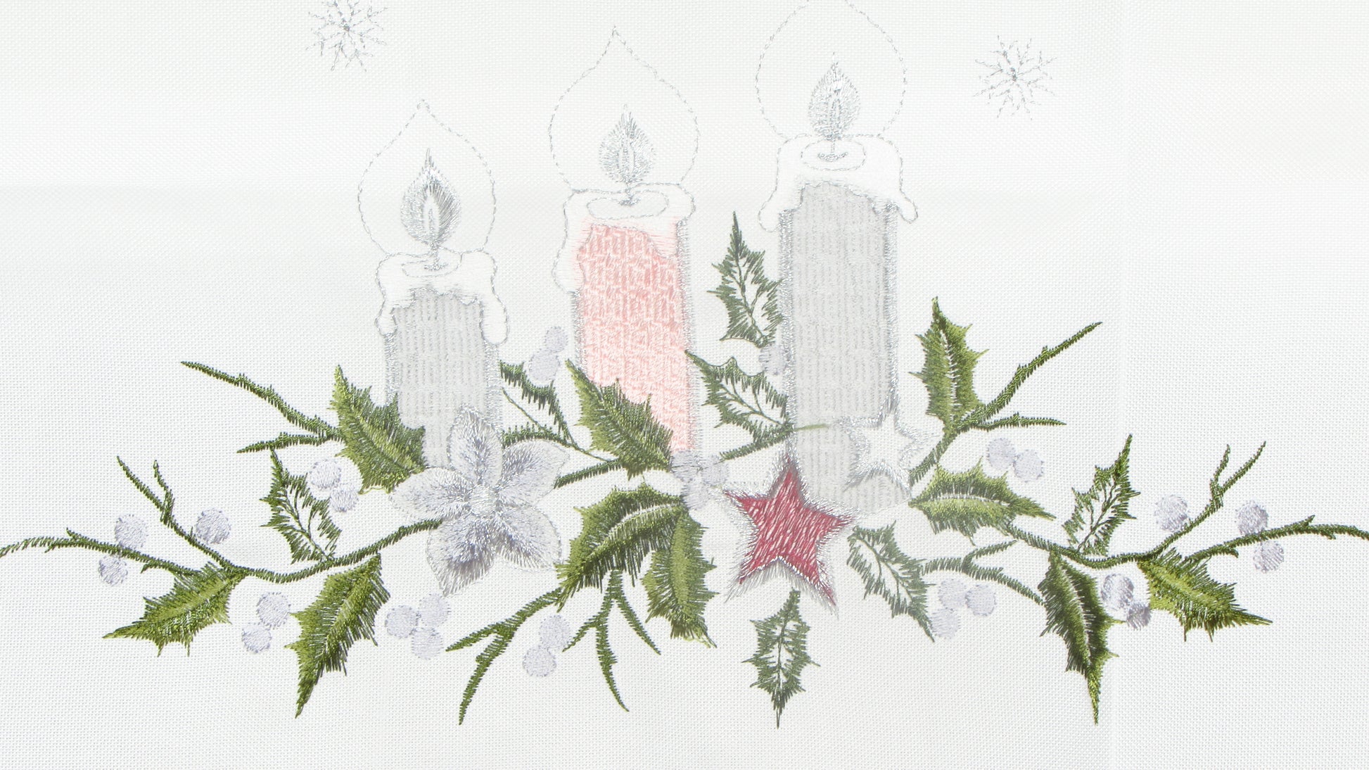 Biały Bieżnik Świąteczny z Koronką – Haftowane Świece i Gwiazda