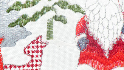 Świąteczny Bieżnik Haftowany – Mikołaj, Renifery i Choinki (3 Kolory)
