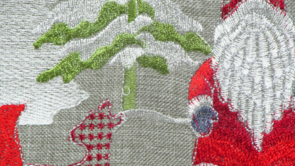 Świąteczny Bieżnik Haftowany – Mikołaj, Renifery i Choinki (3 Kolory)