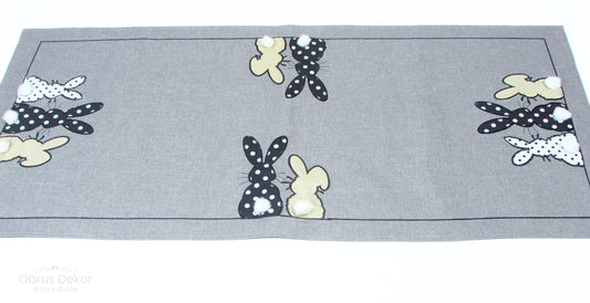 Bieżnik Wielkanocny Szary Zajączki w Groszki z Pomponami 3D