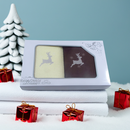 Świąteczny Zestaw Ręczników w Pudełku – Renifery, Śnieżynki i Choinki
